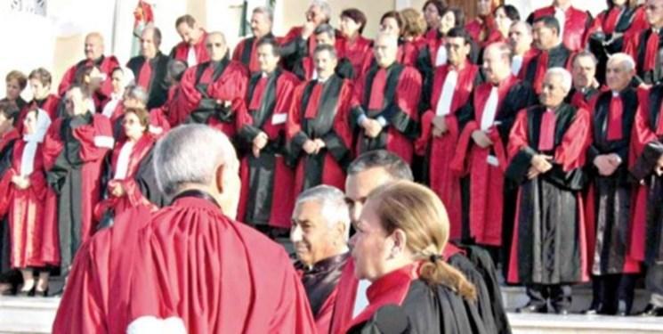 تأکید قضات الجزائر بر استمرار اعتصاب تأکید قضات الجزائر بر استمرار اعتصاب