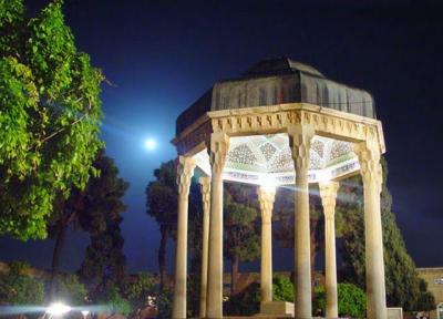 شیراز فرصتی برای گسترش گردشگر ادبی