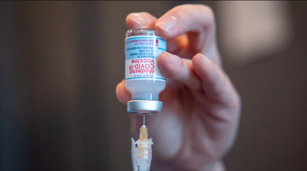 عده ای از کانادایی ها به دلیل تزریق واکسن ترکیبی کرونا فرصت کار در خارج از کشور را از دست داده اند