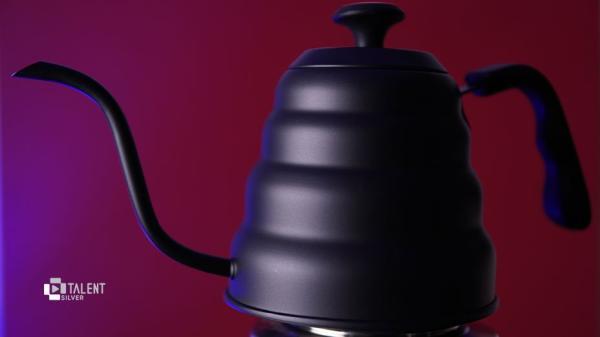 بررسی کتری قهوه کلود کتل مدل Coffee break؛ کیفیت و ساخت عالی آنالیز کتری قهوه کلود کتل مدل Coffee break؛ کیفیت و ساخت عالی